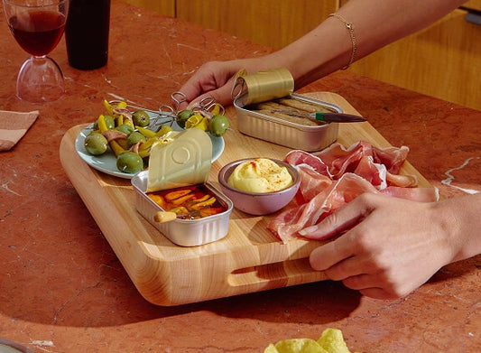 17” Prep & Serve Butcher Block - Dual-Sided Rectangle Butcher Block - US 2069